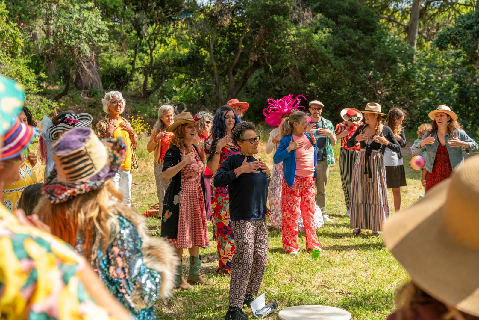 Unity in Song: Singing Circle